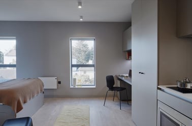 Harvest Road, Englefield Green, Egham - Image 2